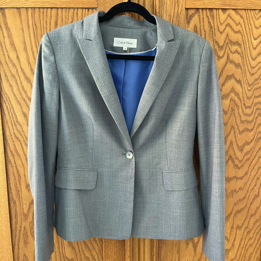 Calvin Klein gray blazer excellent condition